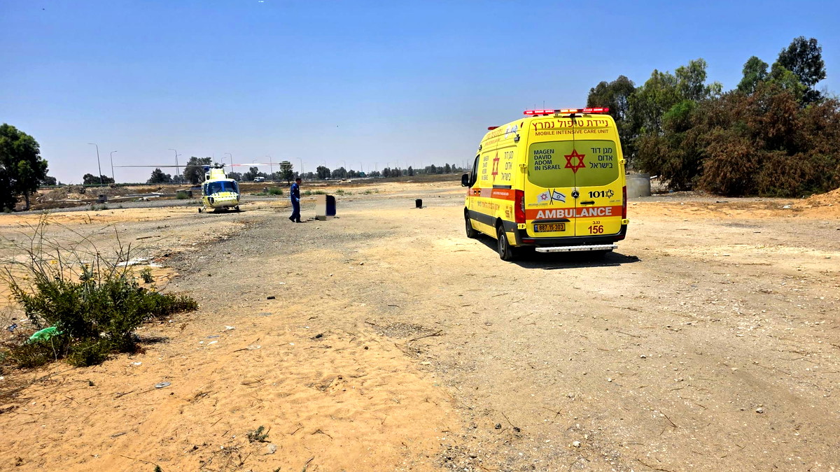 اصابات منها حرجة جراء حادث طرق مروع في النقب 