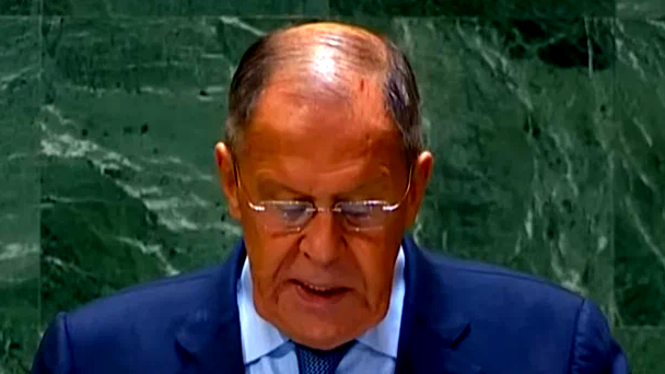 وزير الخارجية الروسي يطالب بتمديد وقف إطلاق النار بين إسرائيل وإيران ويشدد على أهمية الحوار السياسي