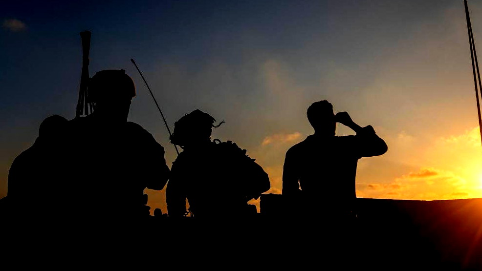 الجيش الإسرائيلي يعلن عن عملية في خان يونس شملت غارات واستهداف مسلحين وتدمير بنى تحتية