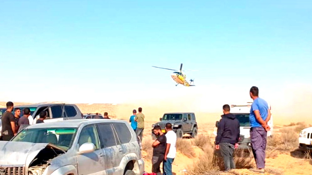 منطقة النقب: إصابة متوسطة لرجل (48 عامًا) إثر انقلاب "باجي" في منطقة مفتوحة قرب بئر هداج