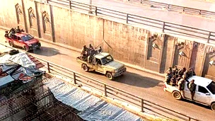 سوريا: 89 قتيلاً في اشتباكات متواصلة بين مسلحين دروز وعشائر من البدو في السويداء