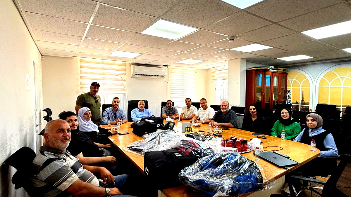 شبكة "قدرة" تقود حملة تبرّع تعاونيّة طارئة لتزويد البلدات العربيّة بمعدّات الإنقاذ الأوليّ