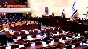 الساعات القادمة حاسمة.. هل تسقط حكومة نتنياهو 