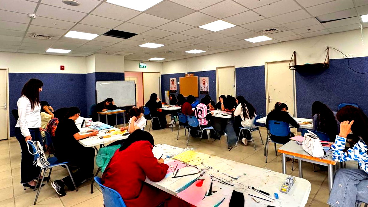 قسم الثقافة المركز الجماهيري – أم الفحم يطلق ورشة بمجال الفنون التشكيلية