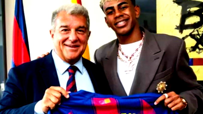 رسمياً.. لامين يامال يرث قميص الأساطير رقم 10 في برشلونة