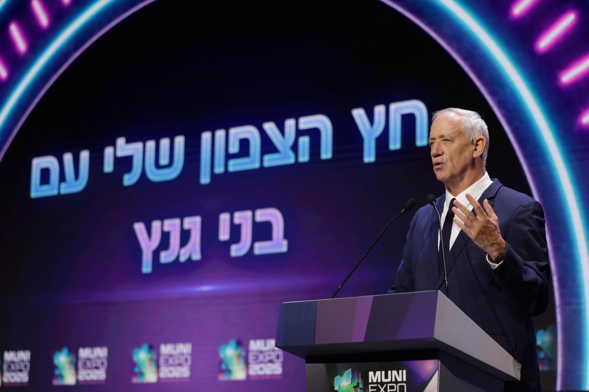 بيني غانتس في مؤتمر موني إكسبو 2025: يجب إعادة المختطفين في غزة حالاً وسنضطر لمحاربة حماس لسنوات