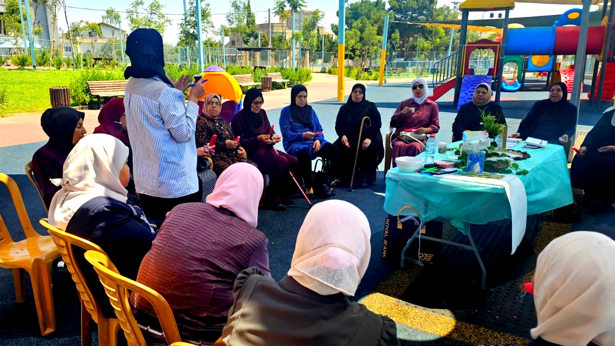 نساء "ديوان الثلاثاء" في ورشة تفعيلية بعنوان "اعرفي ذاتك" في متنزه إسكندر