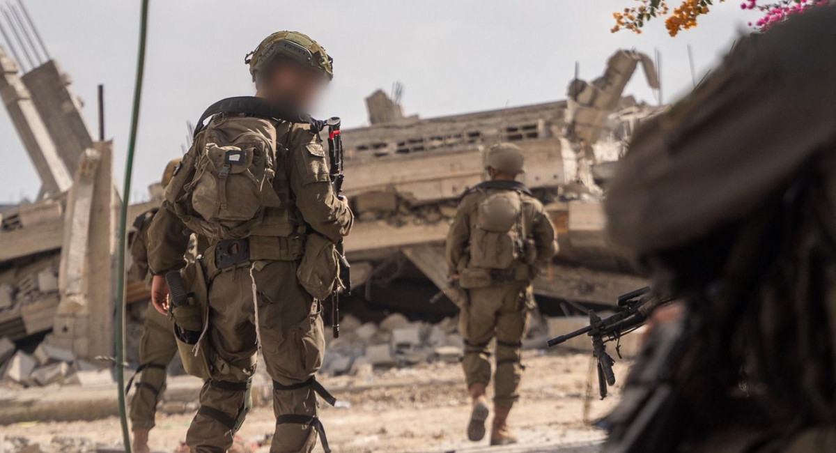 الجيش الإسرائيلي: شظايا قذيفة أصابت كنيسة غزة عن طريق الخطأ، ويجري التحقيق 