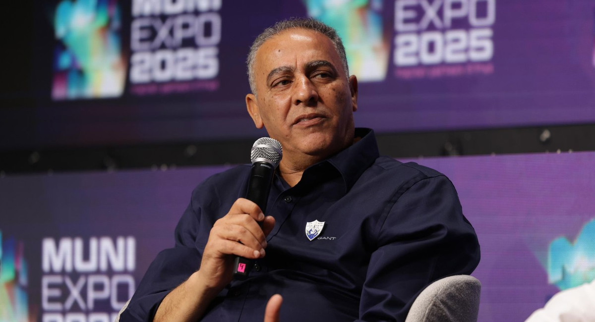 فراس بدحي رئيس بلدية كفرقرع في مؤتمر موني إكسبو 2025: الحكومة تقف مكتوفة الأيدي أمام استفحال الجريمة بالمجتمع العربي والسلطات المحلية لا يمكنها وحدها تحمّل عبء الإهمال 