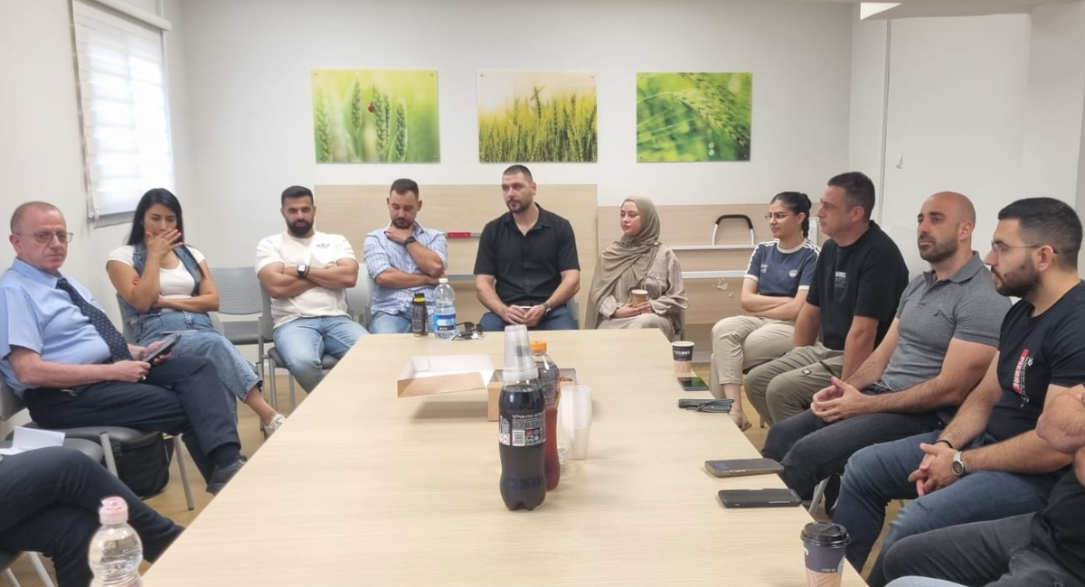 بين الألم والامل”: انطلاق ورشة تمكين وتعزيز الحصانة للأطباء المتخصصين من المجتمع العربي في كلاليت لواء حيفا والجليل الغربي – تخليدًا لذكرى الدكتور عبد الله عوض رحمه الله 