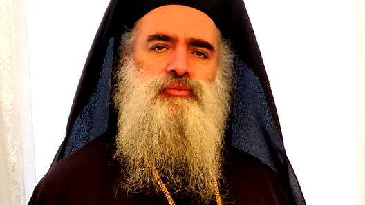 المطران حنا: قصف كنيسة العائلة في غزة عمل إجرامي وإرهاب ممنهج