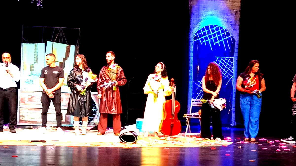 "الوشم" يحرك 3 شخصيات مسرحية حائرة في الناصرة