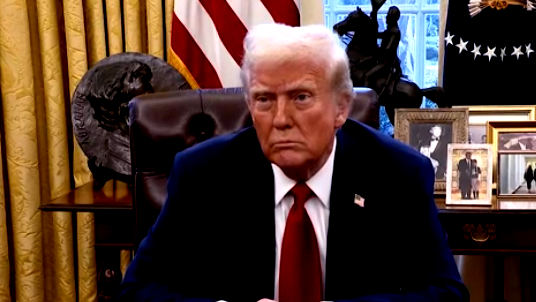 وسائل إعلامية| إذا لزم الأمر! الرّئيس الأميركيّ دونالد ترامب يهدّد بهجوم آخر يستهدف المنشآت النّووية الإيرانية