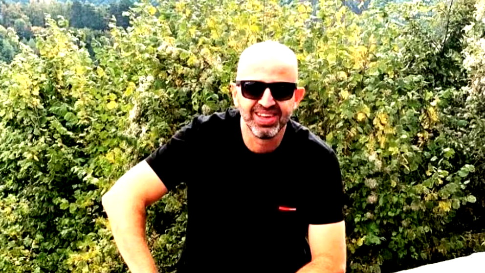 وفاة الشاب سليمان أحمد نصار من طرعان (44 عامًا) بنوبة قلبية في سويسرا