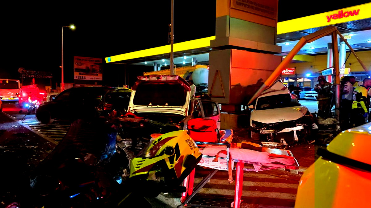 قرب حولون: مصرع شاب وإصابة آخرين بحادث طرق على الطريق 44