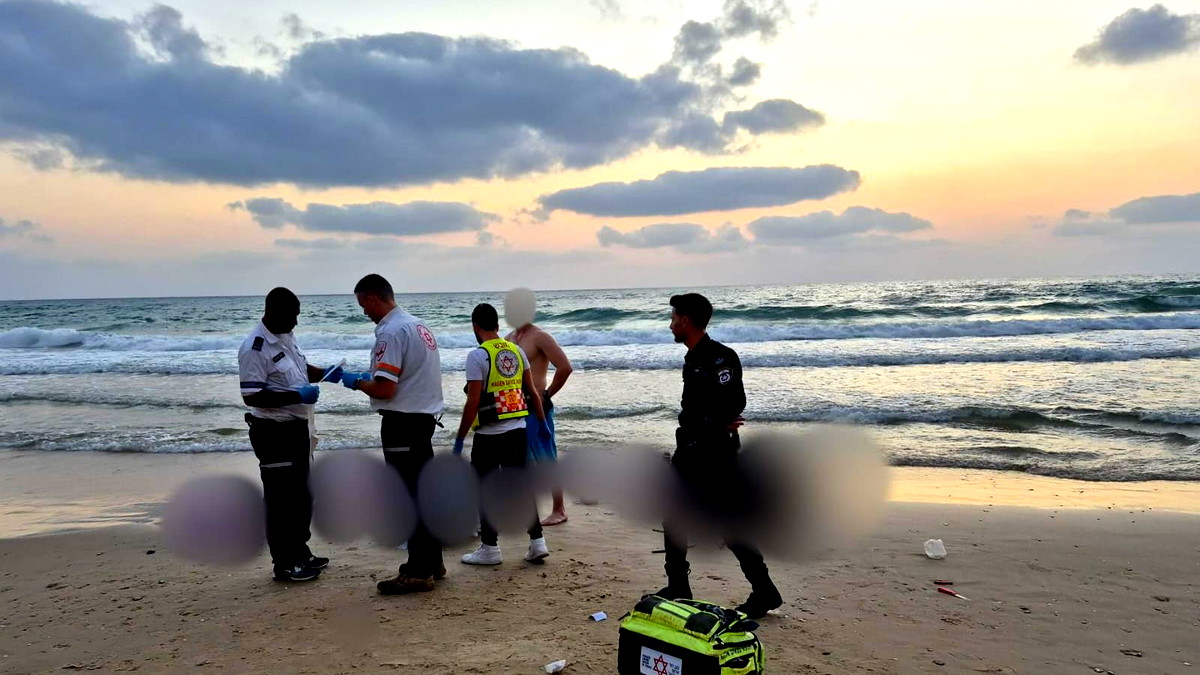 مصرع مظلي بعد سقوطه قرب شاطئ في نتانيا