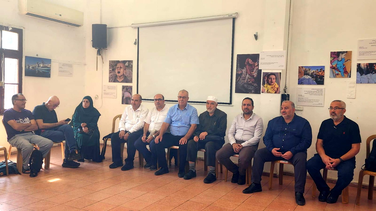 لجنة المتابعة: بدء الاضراب عن الطعام ضد حرب الإبادة والتجويع والتهجير... وصول وفود أولى