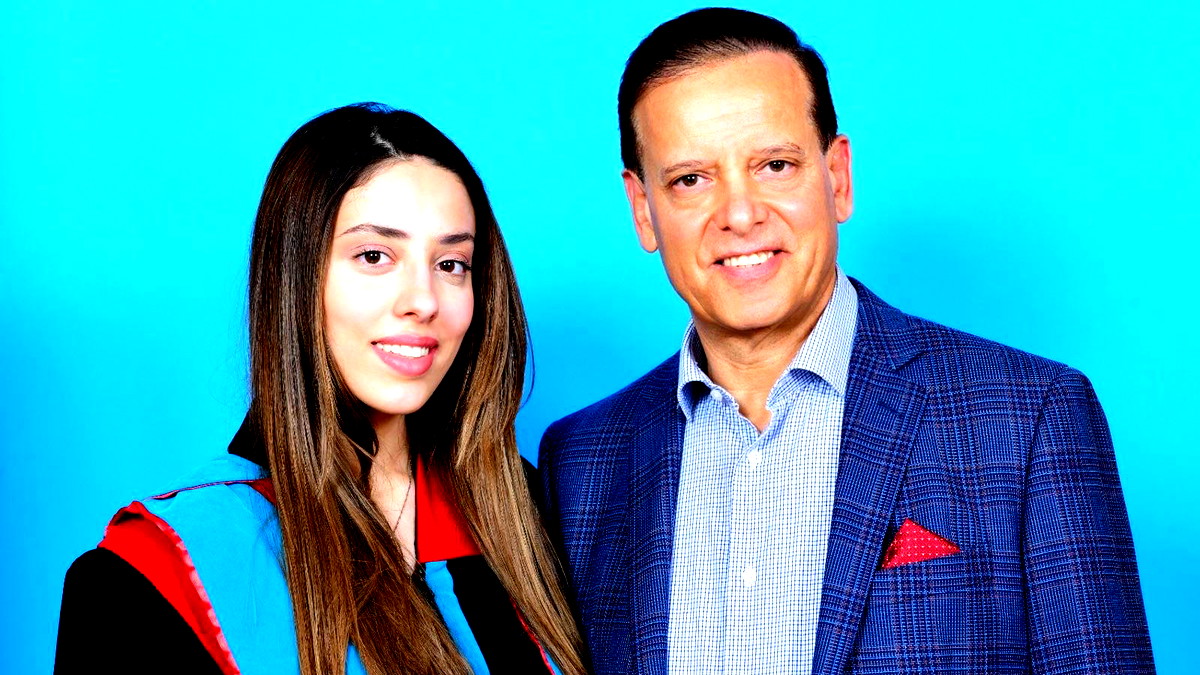 سخنين تعتزّ بأبنائها وبناتها- الدكتورة لمى بدارنة تتخرج بتفوق من جامعة العلوم والتكنولوجيا في الأردن بموضوع طب الأسنان