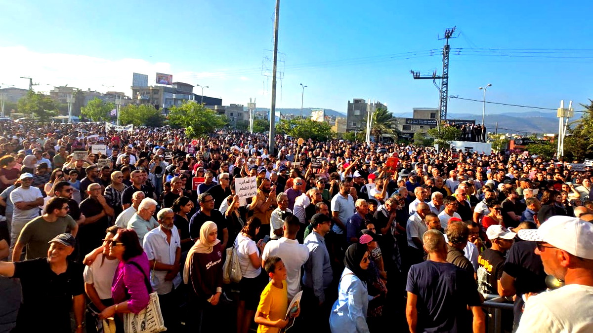 الجبهة: ندعو لاجتماع رسمي فورا لمركبات المشتركة للإعلان عن إعادة تأسيسها في هذه اللحظة الحرجة من الهجمة على جماهيرنا