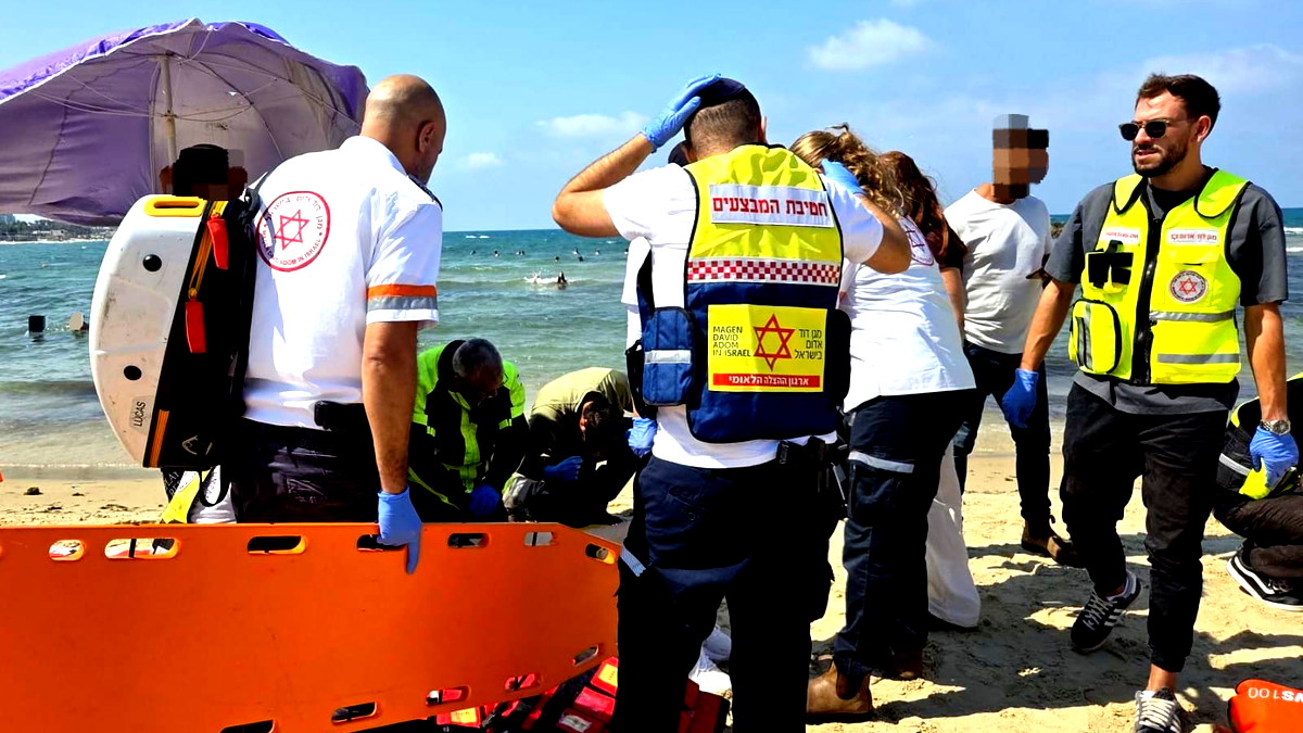 سيدة (70 عامًا) بحالة حرجة بعد تعرّضها للغرق في شاطئ الكرمل بمدينة حيفا    