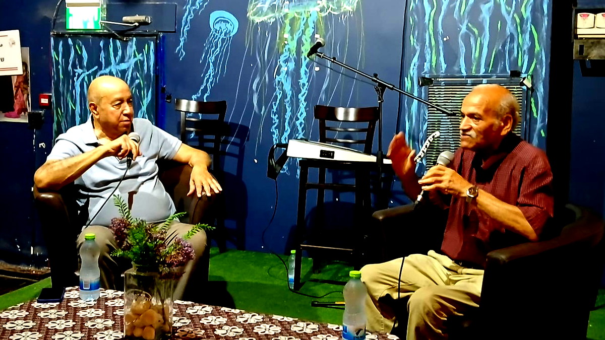 ملك النقد الذاتي.. الناقد الساخر