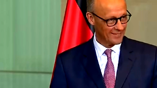 في ظلّ الحصار المُطبق| المستشار الألماني يُعلن عن نيّة بلاده إقامة جسرٍ جوي للمساعدات الإنسانية مع قطاع غزّة