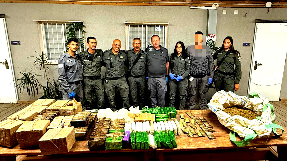 ضبط وسائل قتالية ومخدرات بقيمة 5،000،000 شاقل في جنوب البلاد