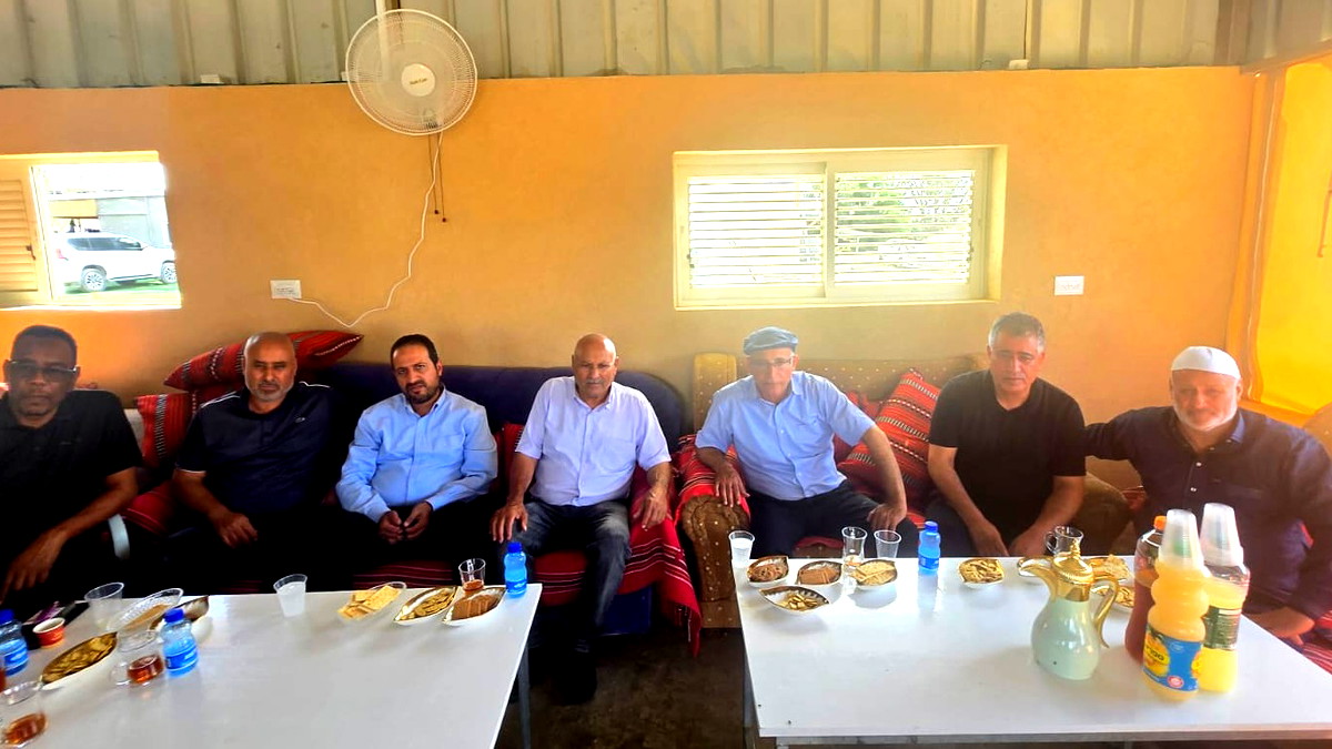 النائب د. سمير بن سعيد يزور عائلة الزيادنة في رهط: لا يمكن قبول الهدم كأمر واقع.