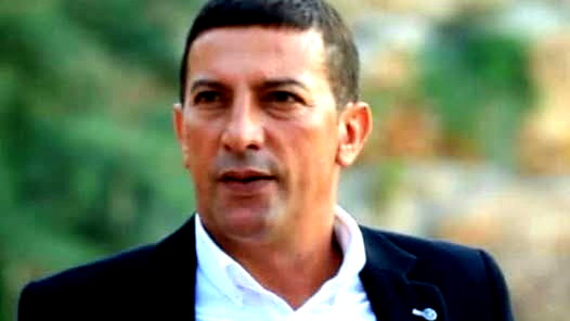 فوز الأستاذ عرفات جميل عرفات بمنصب مدير المدرسة الابتدائية "ب"