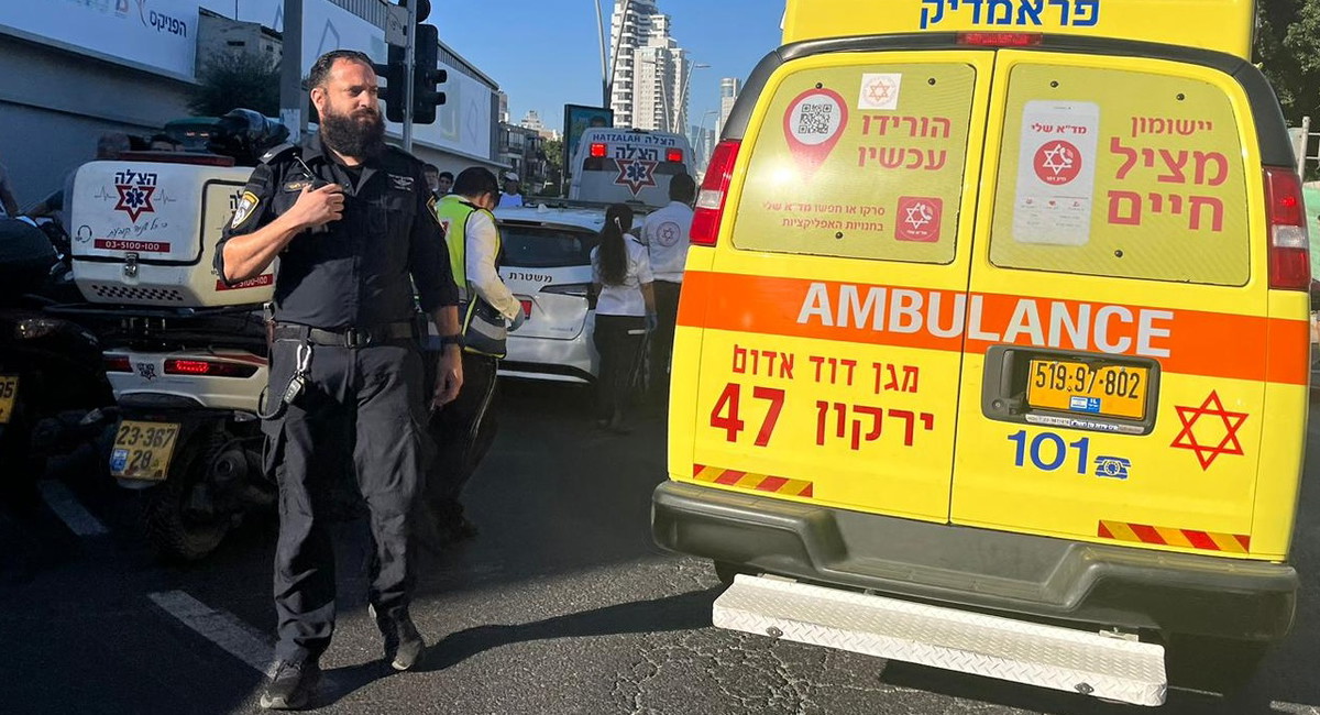 كفار سابا: إصابة خطيرة لشاب (25 عامًا) جرّاء تعرضه للدهس من قبل مركبة