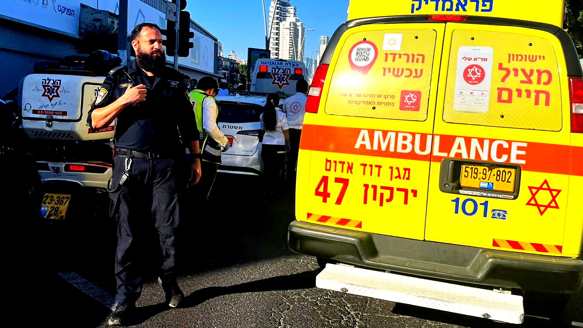 كفار سابا: إصابة خطيرة لشاب (25 عامًا) جرّاء تعرضه للدهس من قبل مركبة