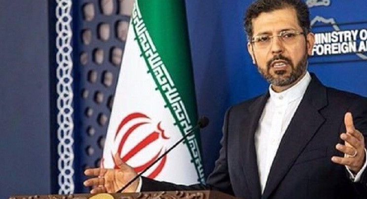 ايران: سنتفاوض مع الولايات المتحدة والسلاح بيدنا