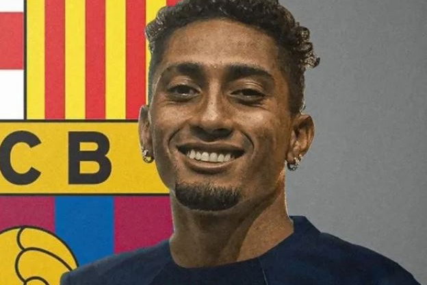 رافينيا يطالب بالشفافية في اختيار الفائز بالكرة الذهبية