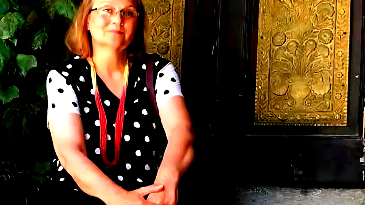 خنقًا حتّى الموت- مقتل الفنانة ديالا صلحي الوادي داخل منزلها بالعاصمة السّورية دمشق