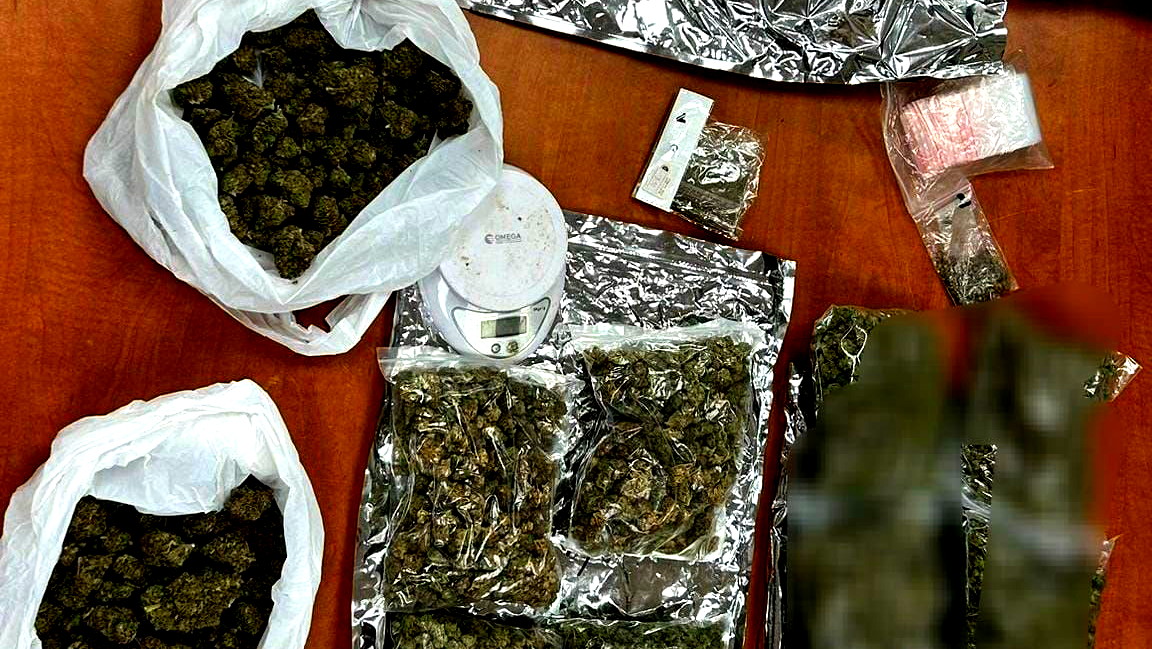 دالية الكرمل: ضبط حوالي 1.5 كغم من مادة يشتبه بأنها مخدّرات من نوع الماريجوانا داخل شقة 