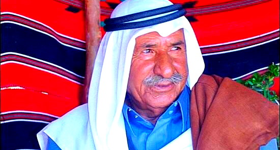 النقب: وفاة القاضي العشائري الشيخ موسى سلامة الهواشلة "أبو خليل" 