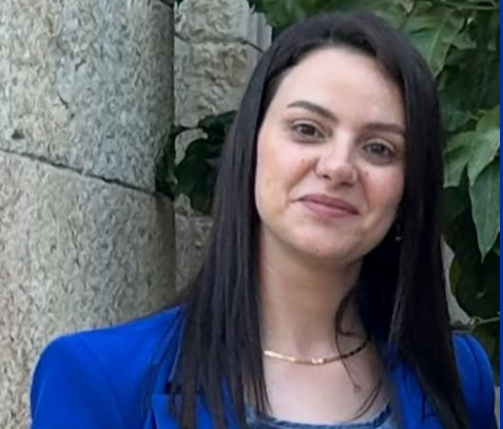 فخر للمجتمع العربي: تعيين المربية ياسمين إغبارية مديرة لمدرسة "المحجر" الابتدائية في مدينة أم الفحم