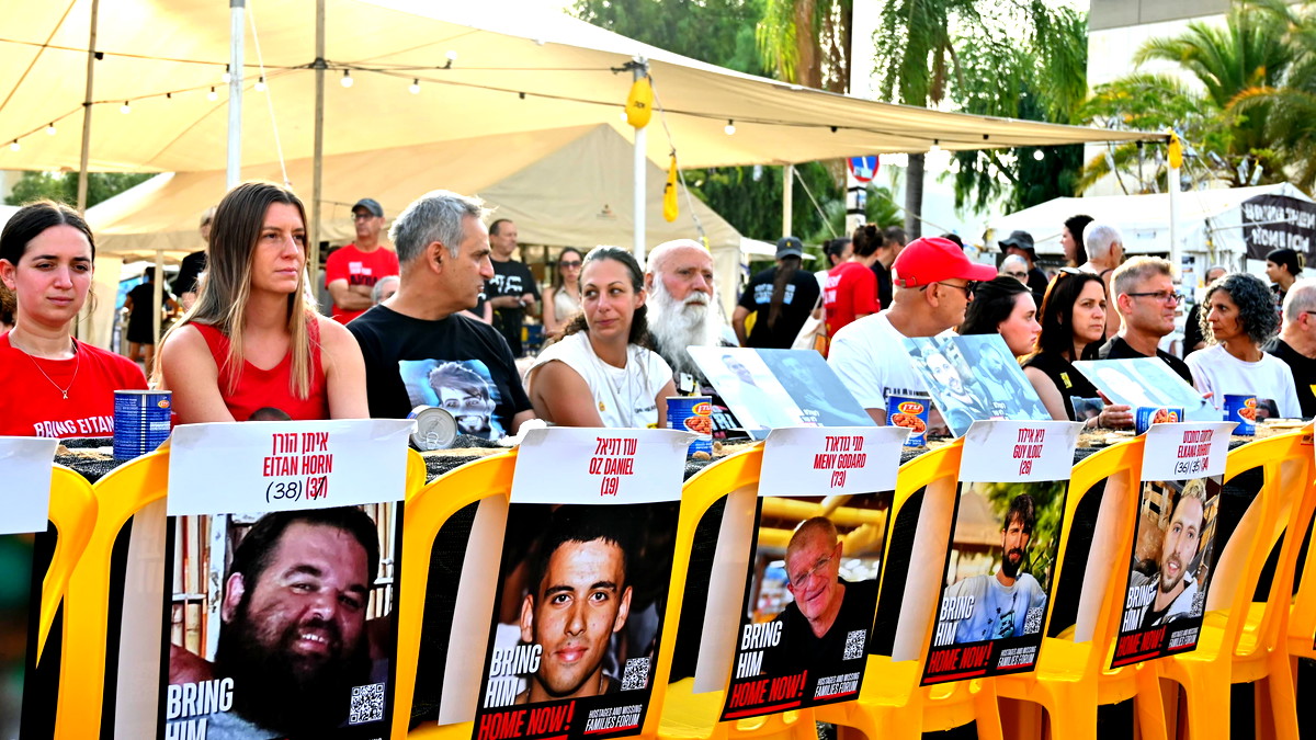 عائلات الأسرى تدعو لتعليق الأعمال احتجاجًا على قرار الاجتياح: حياتهم في خطر ونتنياهو مسؤول