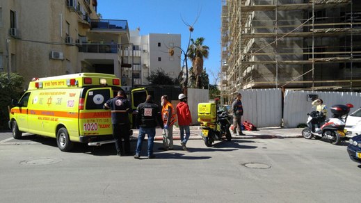 منطقة القدس: إصابة متوسطة لعامل إثر سقوطه من ارتفاع 3 أمتار خلال عمله في ورشة بناء  