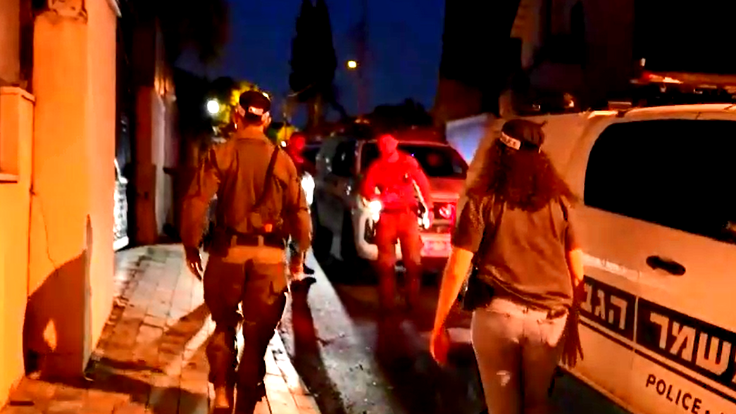 اعتقال مشتبهين من الرملة بقضايا ابتزاز مقاولين واستيلاء على اراضي تابعة للدولة