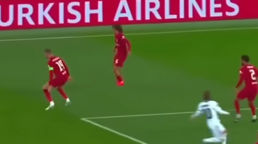 نادي ليفربول غير مستعد لبيع الإيطالي فيديريكو كييزا ما لم ينجح في التعاقد مع مهاجم آخر 