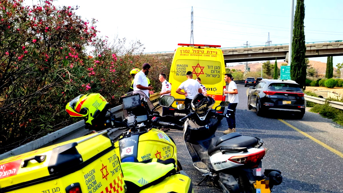 مصرع شاب 20 عاماً بحادث دراجة نارية على شارع 1 