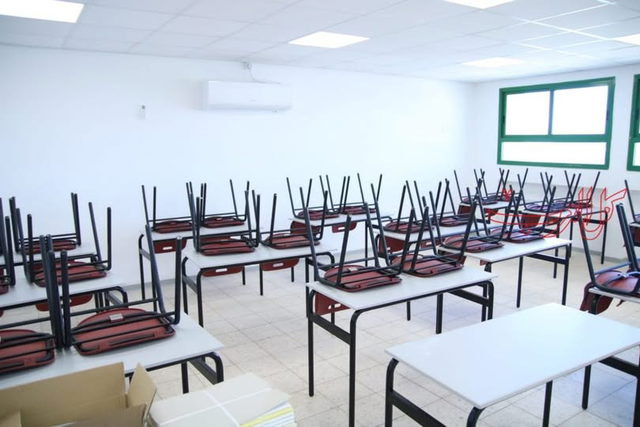 وزير التربية والتعليم: "بدون تخصيص ميزانية لأمن المدارس، لن نبدأ العام الدراسي الجديد ".