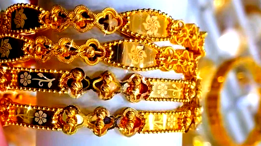 ارتفاع طفيف بأسعار الذهب في الأسواق العالمية والمحلية: الأونصة تتجاوز 11,300 شيكل