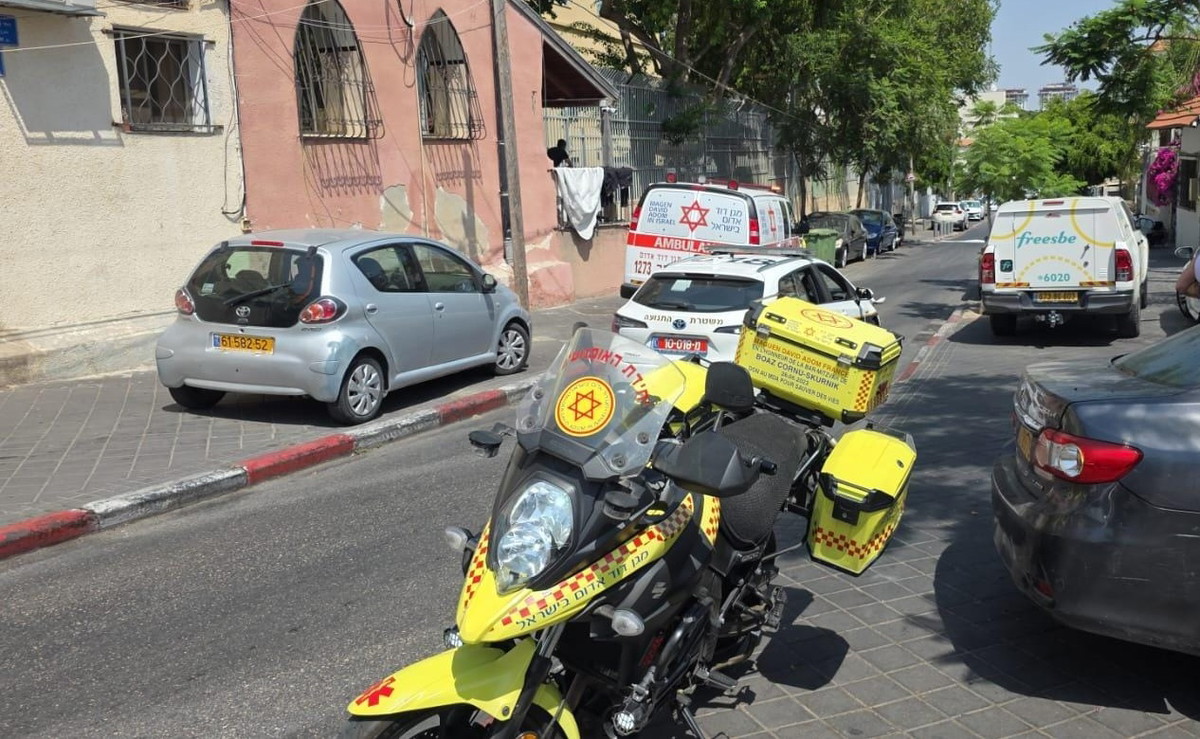 تل أبيب: إصابة شاب بجروح خطيرة إثر تعرضه لحادثة عنف 