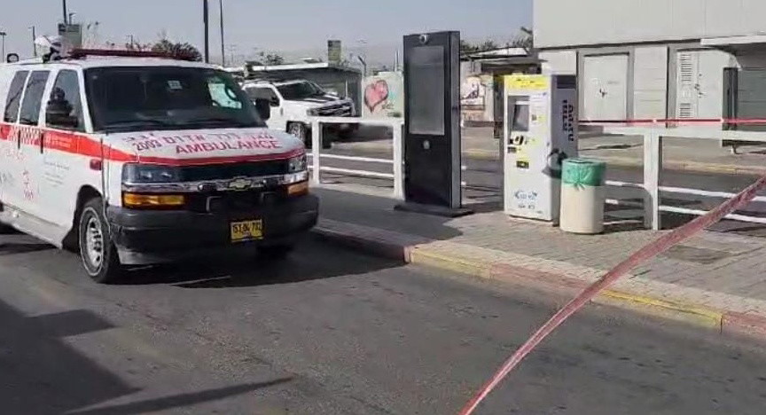 رهط: إصابة قاصر (17 عامًا) بجراح متوسطة إثر تعرضه لحادثة عنف