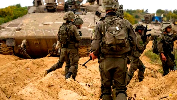 إسرائيل تقصف أطراف مدينة غزة.. وتتوعد بالمضي في الهجوم