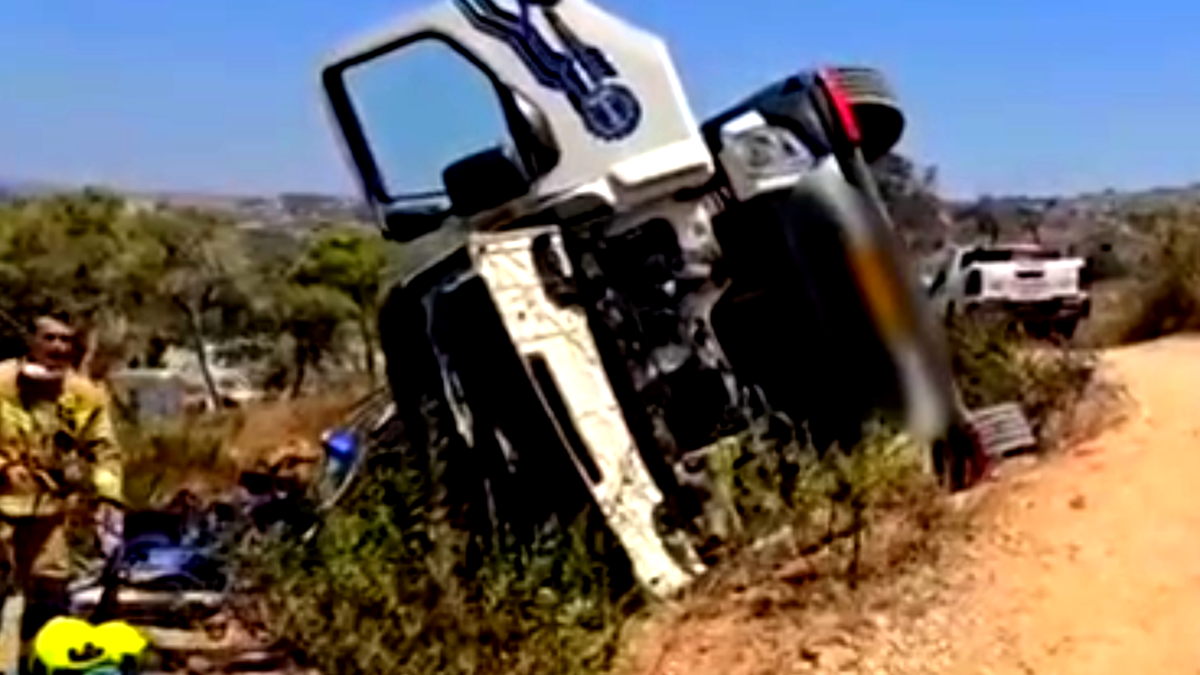 شفاعمرو:تخليص سائق علق في شاحنته بعد انقلابها في منطقة زراعية