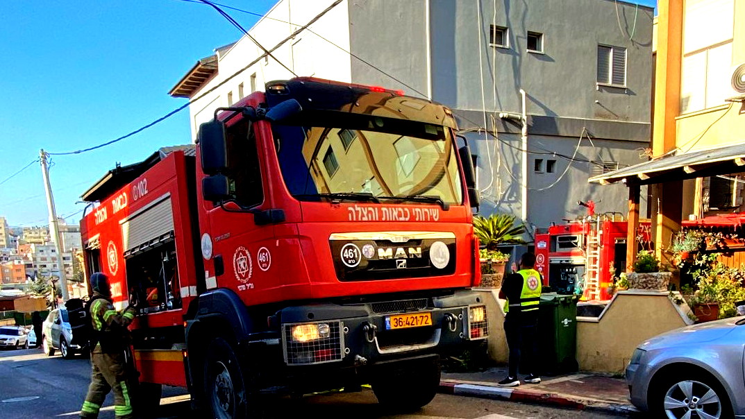 سخنين: إصابة 3 أشخاص بعد اندلاع حريق في منزل