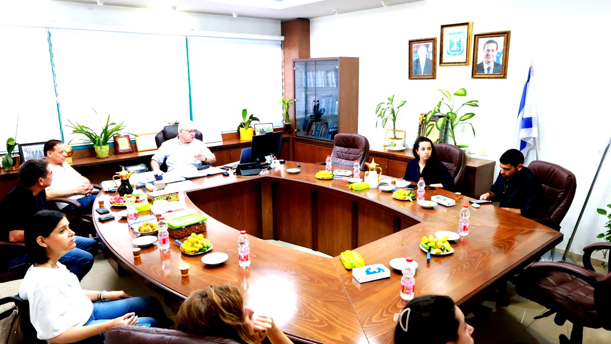 إنجازات ورؤية مستقبلية| كلية سخنين الأكاديمية تستضيف عضوي الكنيست يوآف سيجالوفتش وكارين الهارار